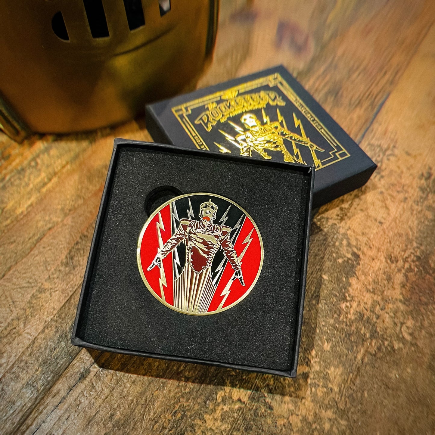 Moneda coleccionable "Lightning" de Rocketeer