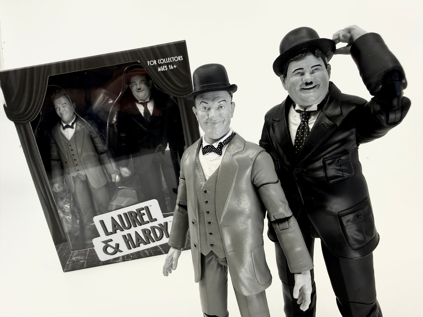 Laurel and Hardy Box B&W Set